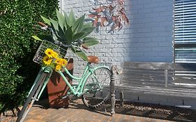 Beachmere Palms Motel